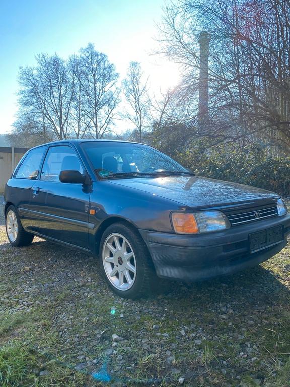 Toyota Starlet