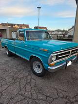 Ford F250 Camper Spezial von 1971 - Ford F 250 mit Benzin-Antrieb