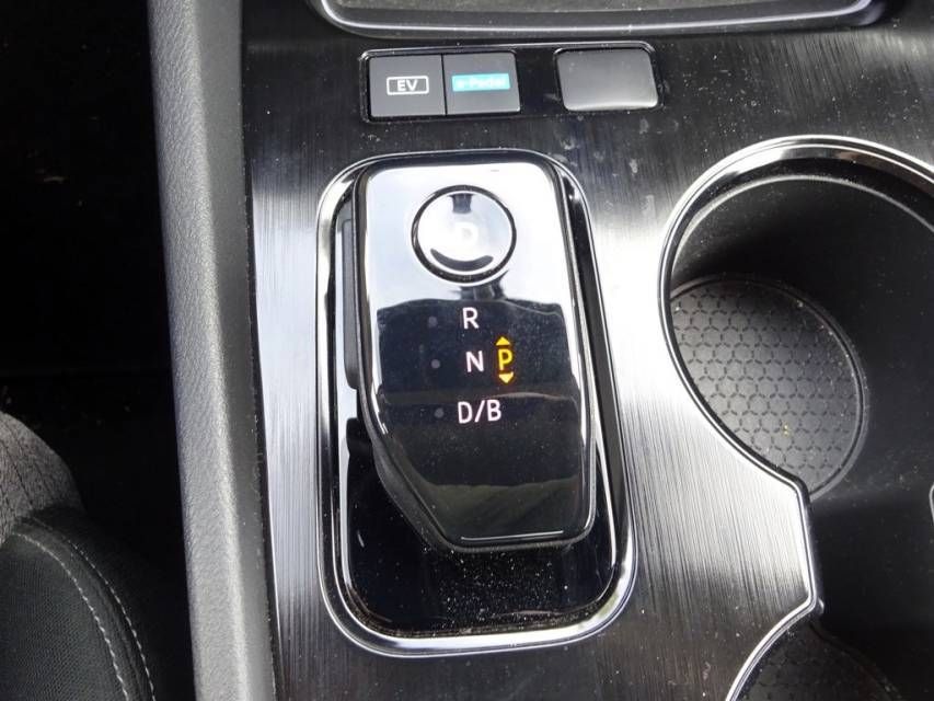 Fahrzeugabbildung Nissan X-Trail 1,5 VC-T e-Power N-Connecta 4*4