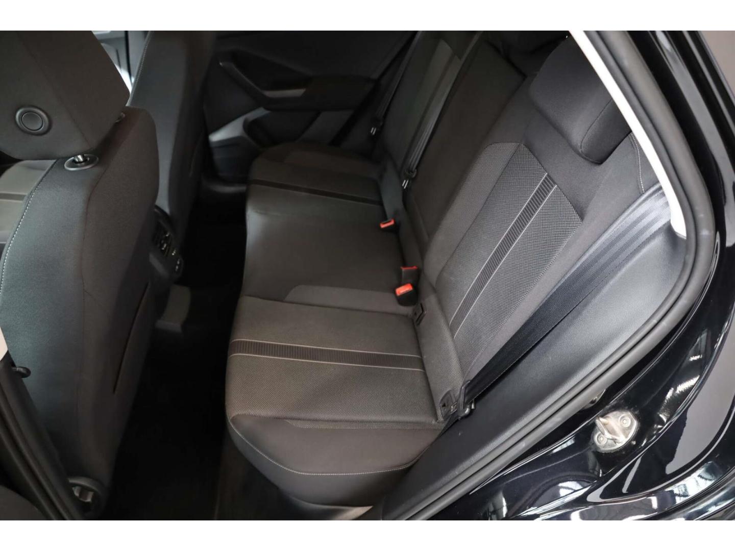 Volkswagen T-Roc 1.0 TSI Life 6-Gg. NAV/LED/RFK/ACC/Klima, миниатюра 15