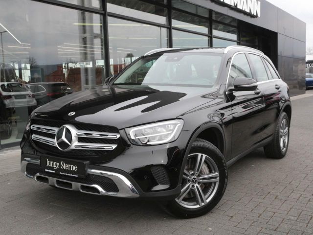 Mercedes-Benz GLC 300 de 4M MBUX Navi+ Panorama Kamera AHK