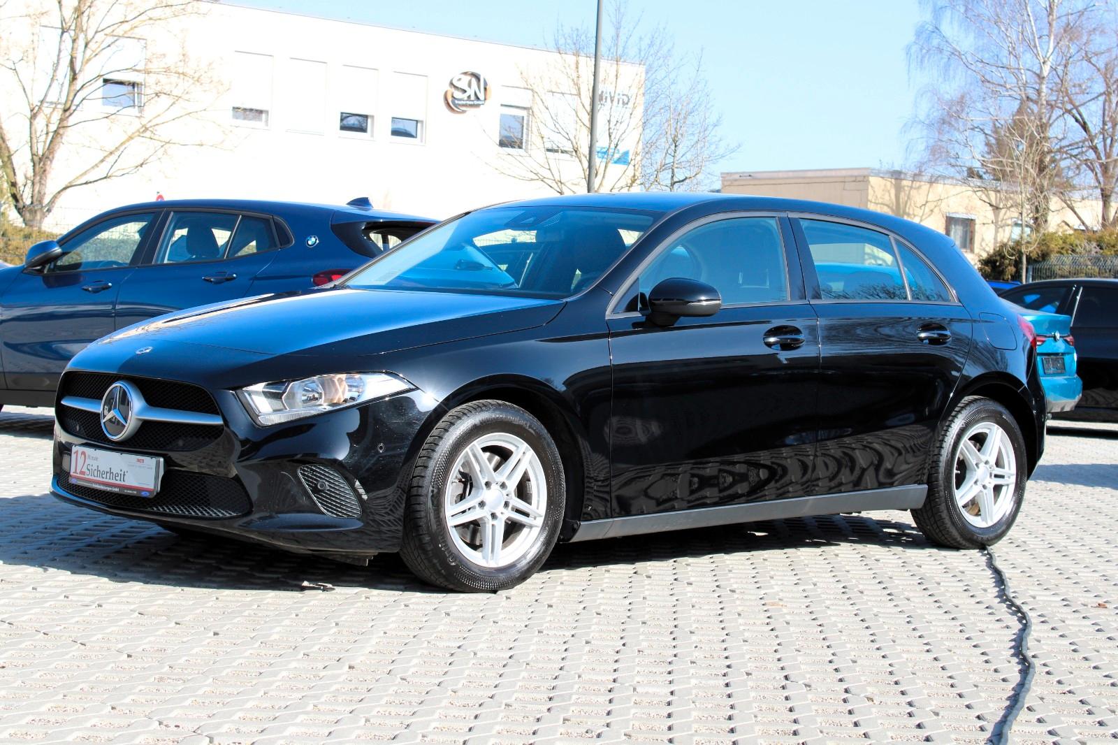 Mercedes-Benz A 180 A A 180 d