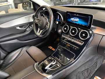 Mercedes-Benz C 180 *CARPLAY*PDC*AHK*LED*NAVI*EL.SITZE*