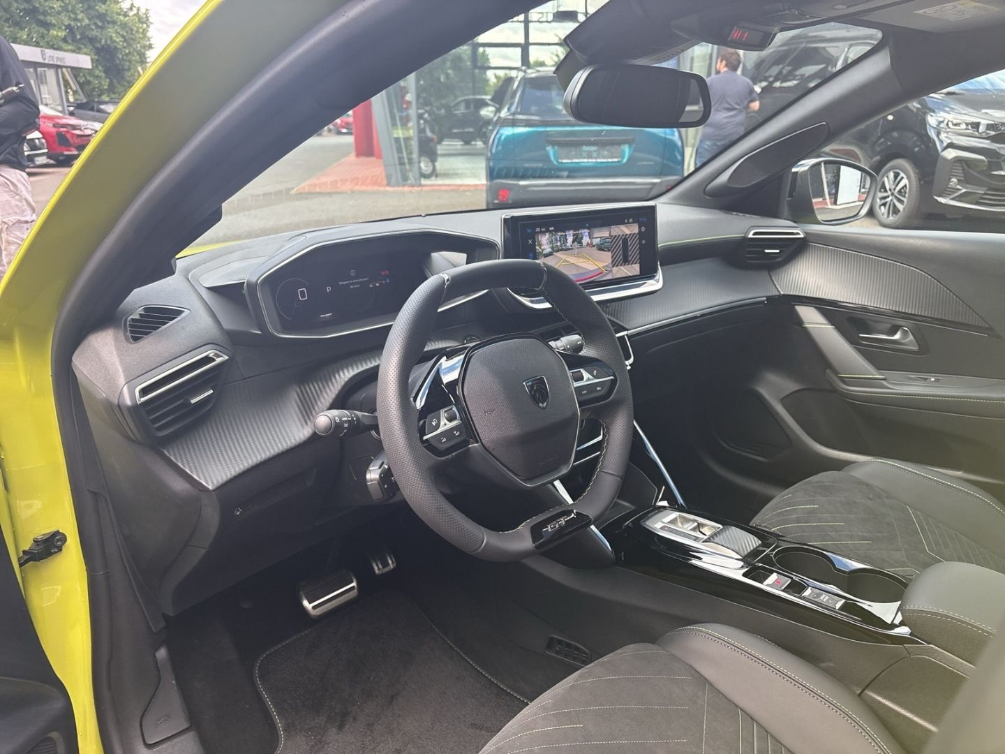 Peugeot 208 - Bild 9