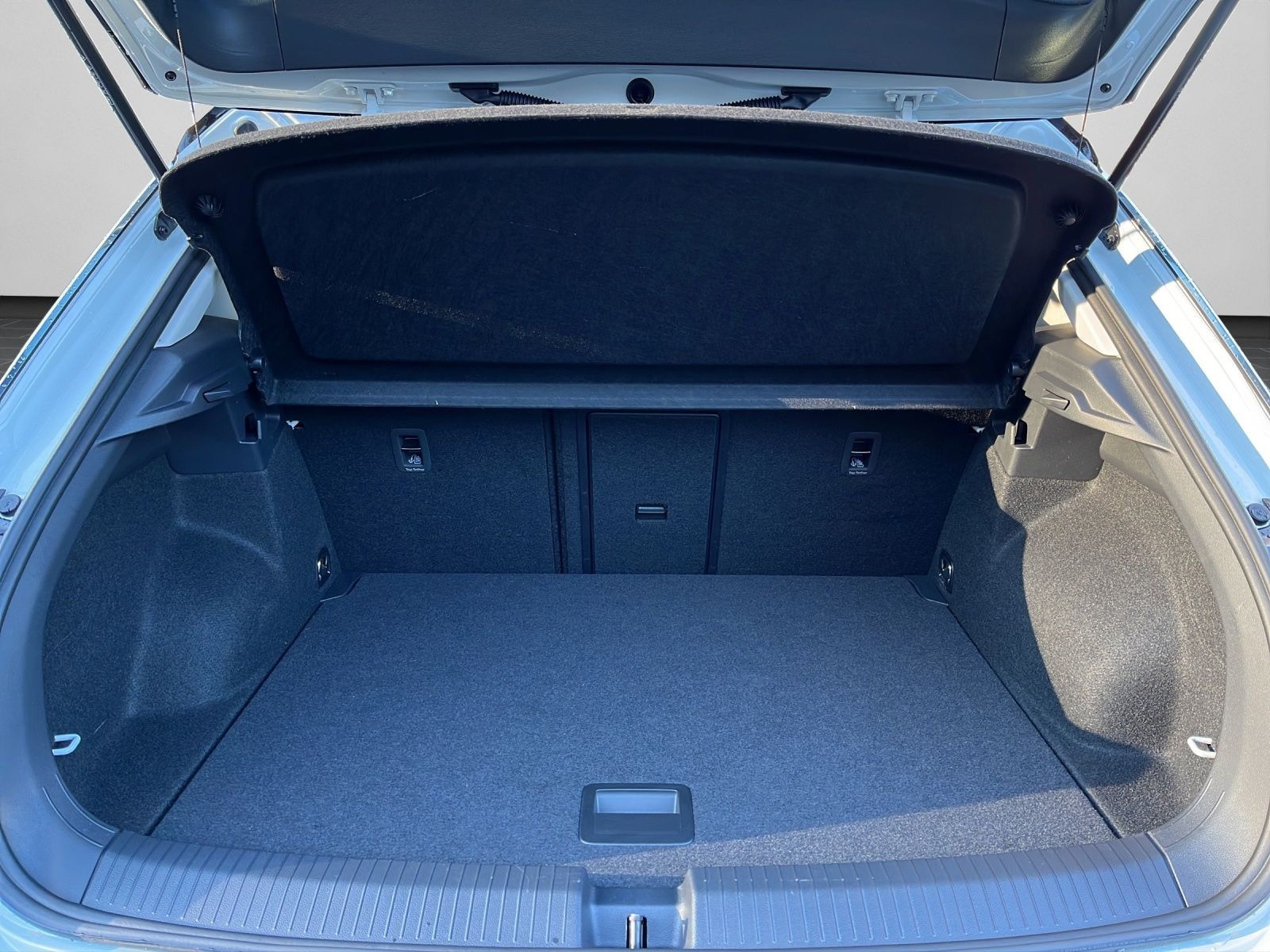 Volkswagen T-Roc - Bild 15