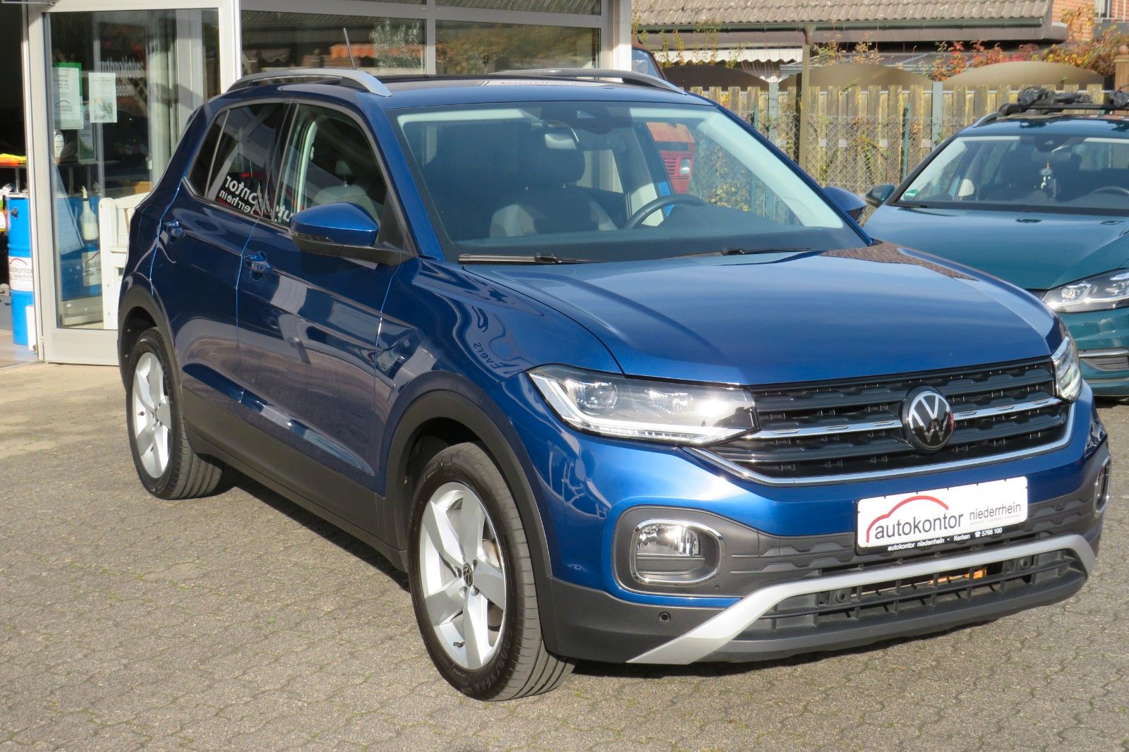 Fahrzeugabbildung Volkswagen T-Cross DSG Highline ACC NAVI KAMERA SITZH. 1Hd