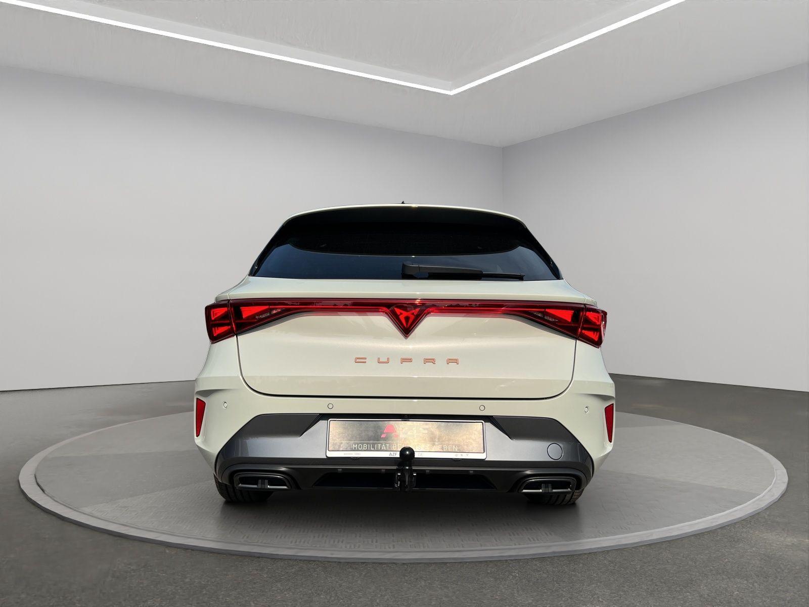 Cupra Leon Sportstourer 2.0 TDI DSG+Sennh+Pano+AHK+Mat