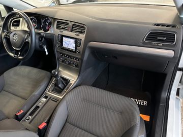 MYAUTOCENTER – Gebraucht- und Jahreswagen mit Werkstattservice in Pfaffenhofen Volkswagen Golf VII Lim. Comfortline BMT