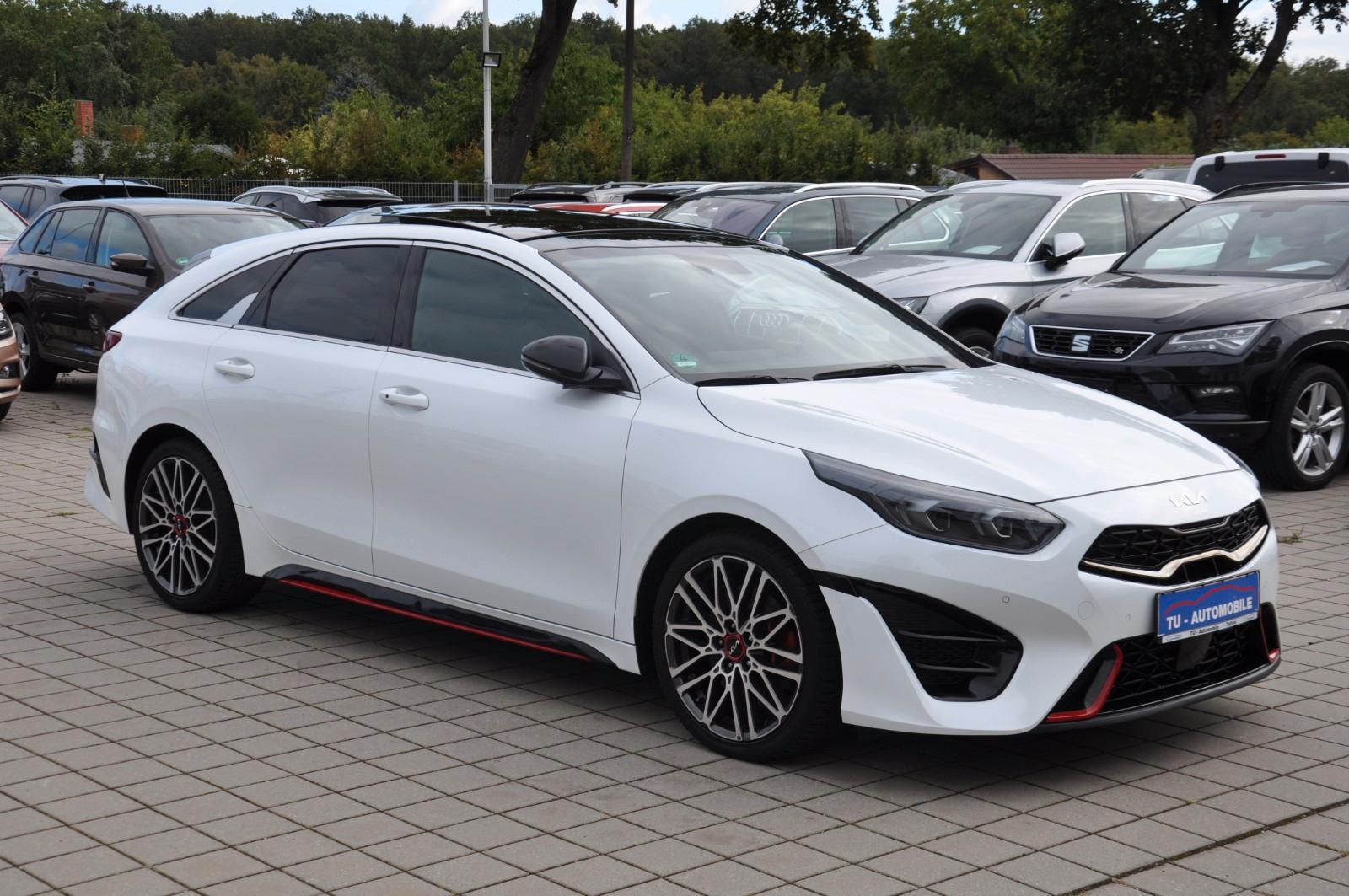 Kia ProCeed GT 1.6 T-GDI ACC-LED-PANO-MEMORY-RKAM