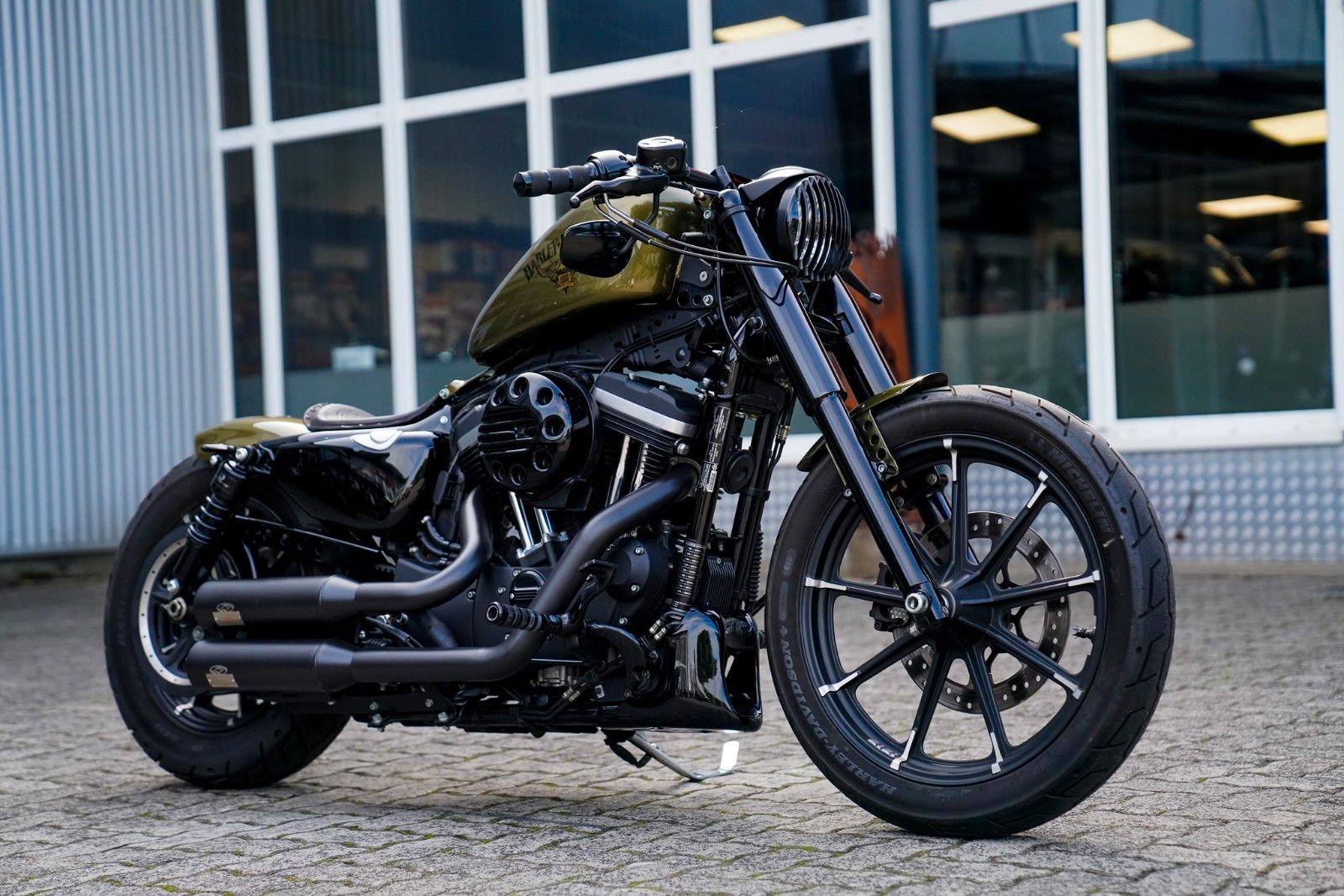 Fahrzeugabbildung Harley-Davidson SPORTSTER XL883N IRON - Jekill - Kurzes Heck -