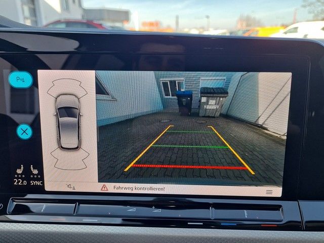 Fahrzeugabbildung Volkswagen Golf VIII TSI Move Kamera Navi LED VC