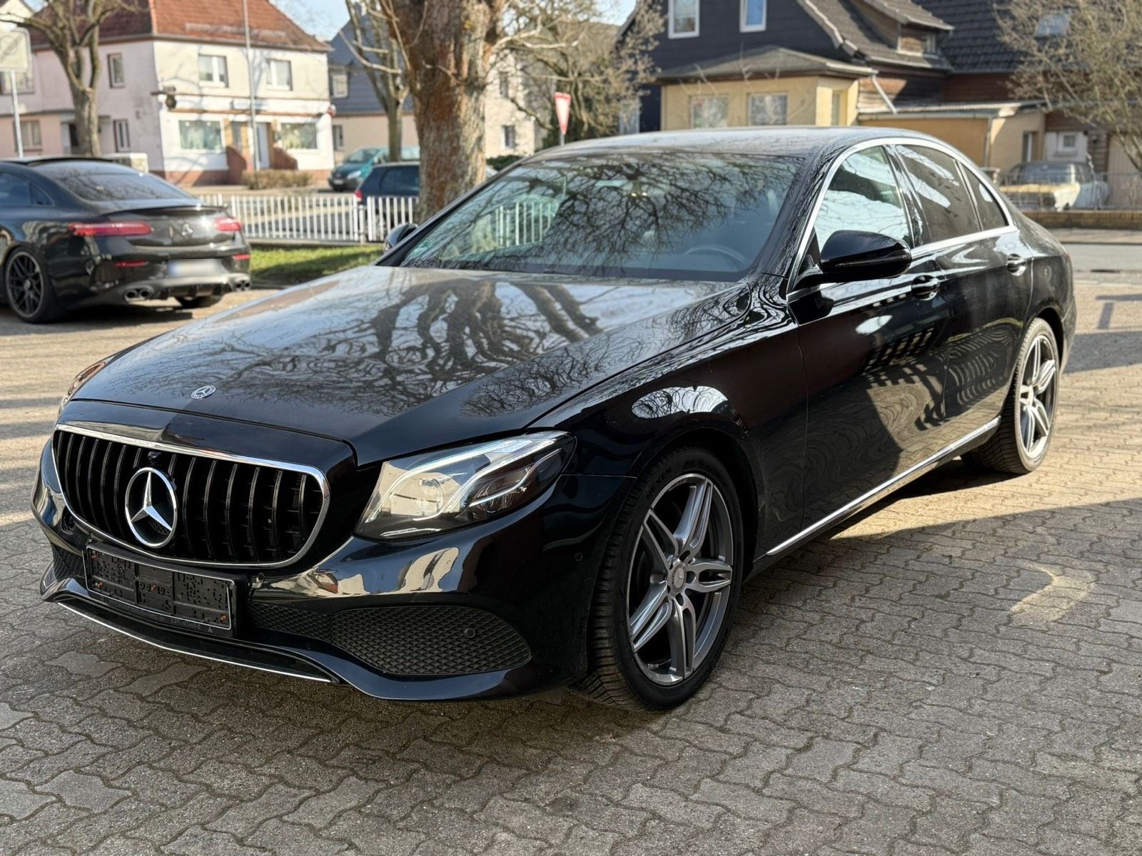 MERCEDES-BENZ Mercedes-Benz E 350 d Limousine