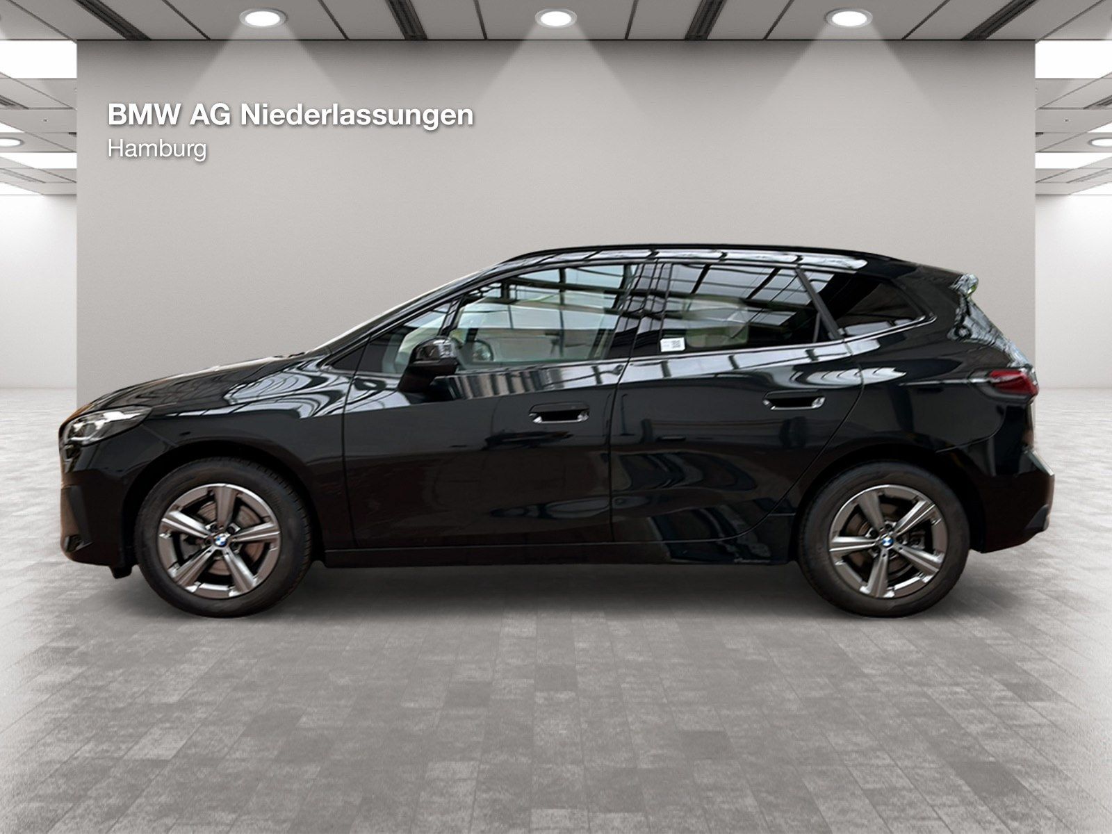 BMW 220 Active Tourer - Bild 2