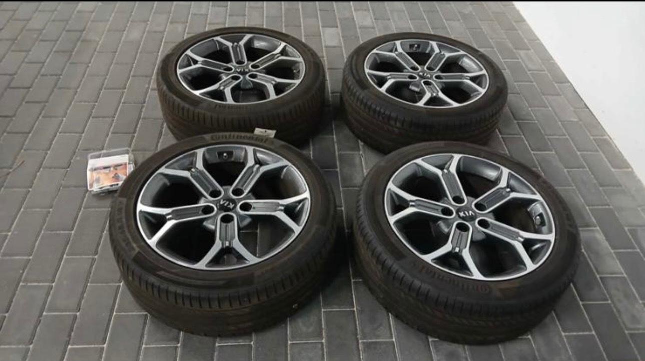 Kia *XCeed 1.6 T-GDI DCT Platinum/ Pano/Cam/Memory*