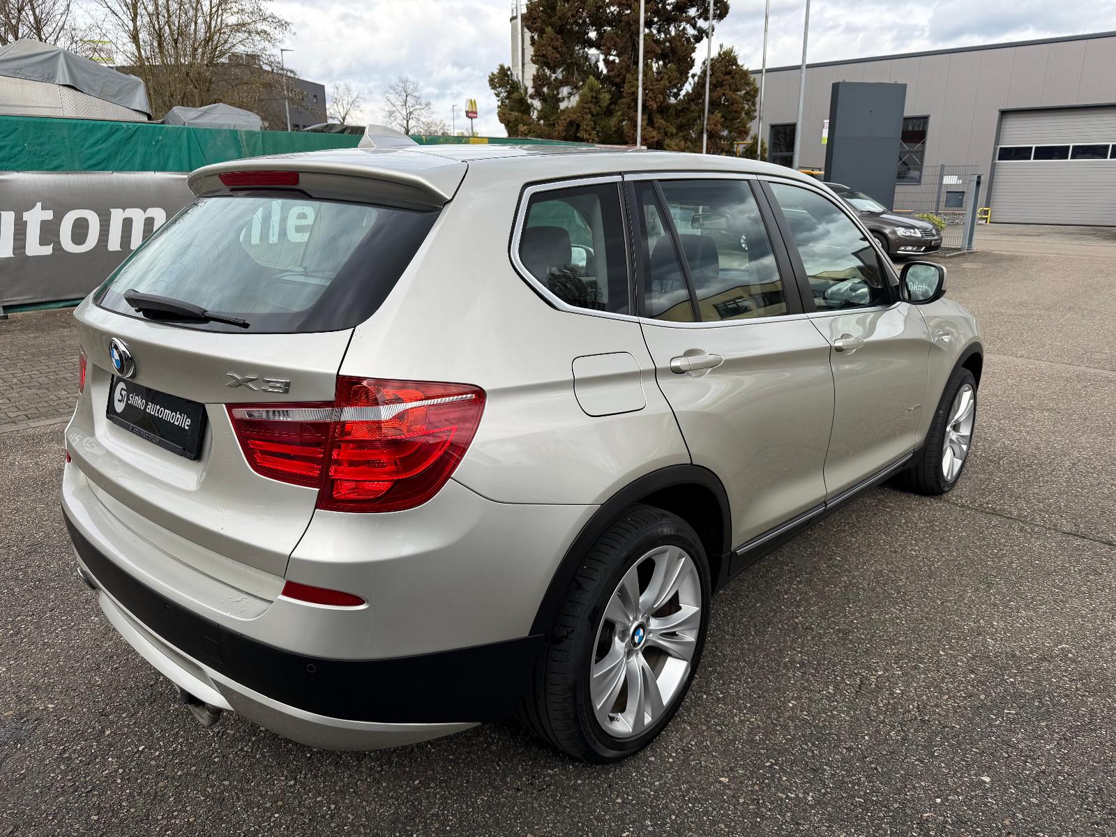 BMW X3 xDri 30 d* X-Line AHK Navi Prof Hifi 19 Zoll*