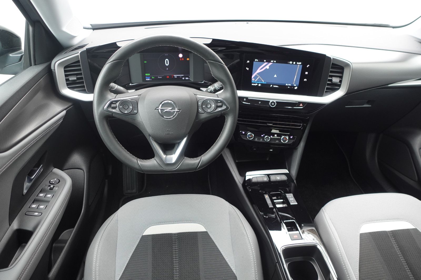 Fahrzeugabbildung Opel Mokka-e Elegance,Navi,Kamera,Sitzhzg,Allwetter