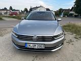 Volkswagen Passat Lim. Highline 4Mot/Panorama/Massage/Kamer - Volkswagen Passat mit Diesel-Antrieb: Limousine, Automatik