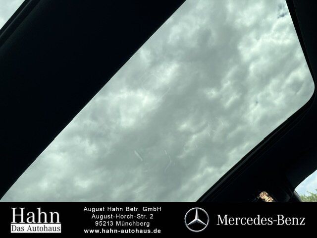 Fahrzeugabbildung Mercedes-Benz GLA 200 AMG/NIGHT/MULTIB./AHK/360/PANO/TOTW./...