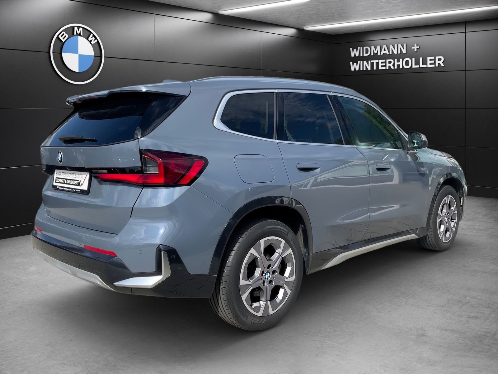 BMW X1 xDrive20d HUD PA DA Pro Pano AHK H&K Sportsit foto 5