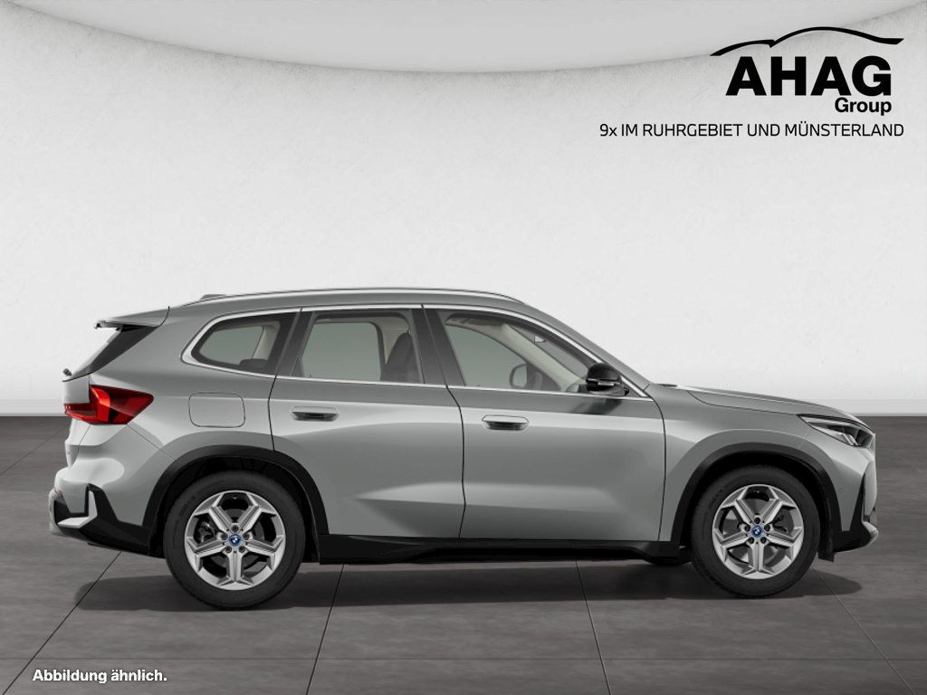BMW iX1 - Bild 8