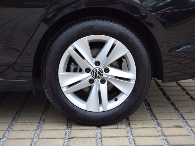 Golf VIII Variant 2.0 TDI 150 PS DSG Life AHK/LE