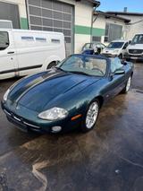 Jaguar XK8 Cabriolet - - Jaguar XK8 von privat