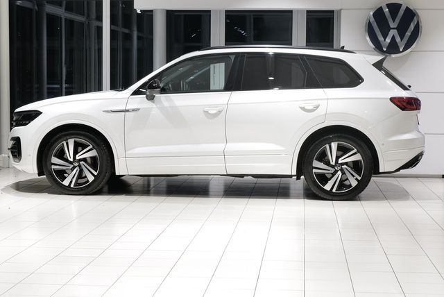 Volkswagen Touareg 3.0TDI R-Line BlackStyle Nachtsicht Dyna