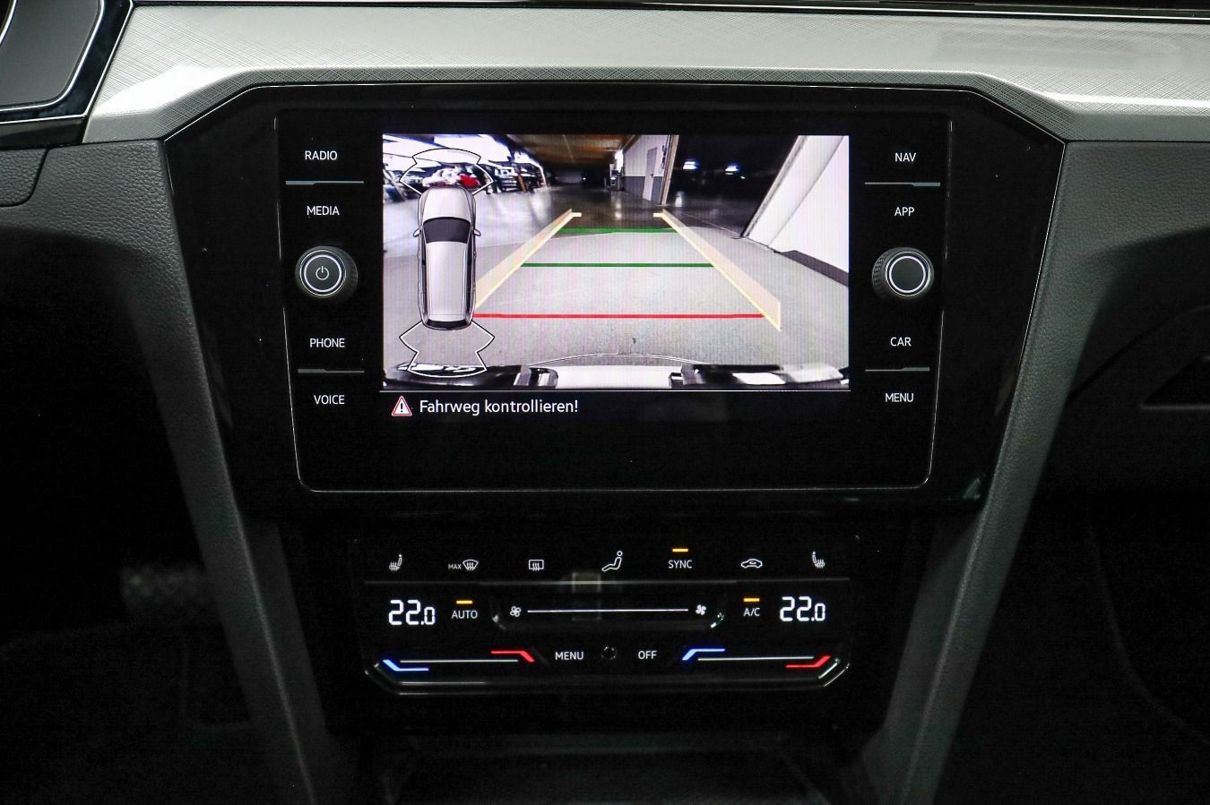 Volkswagen Passat Variant - Bild 17