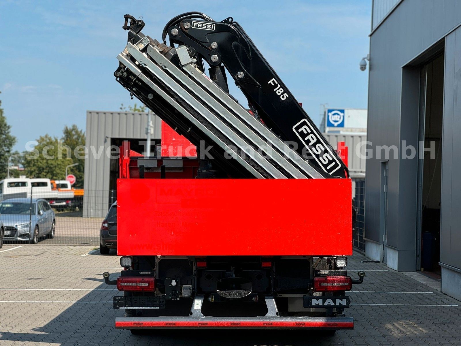 Fahrzeugabbildung MAN TGS 26.430 Baustoffpritsche Fassi 185/6xAusschub