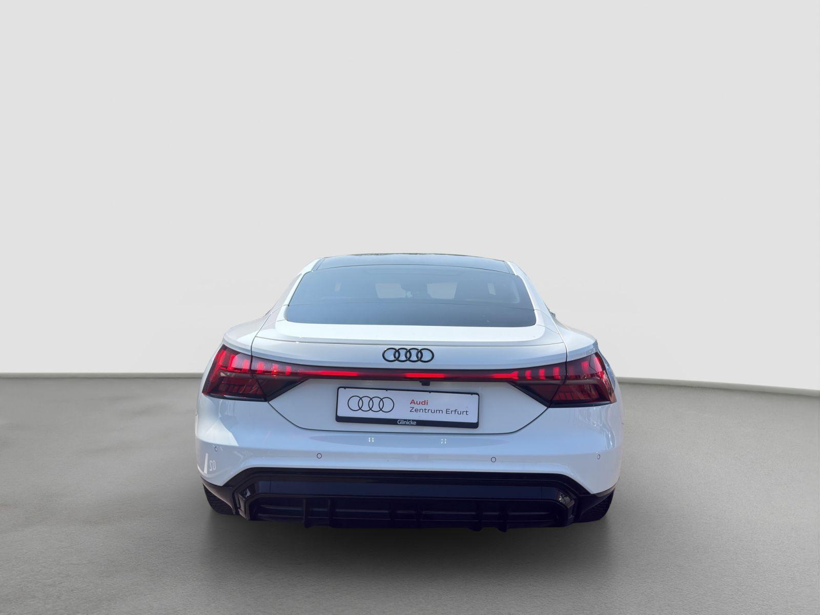 Audi e-tron GT quattro Navi Einparkhilfe ACC Luftfede