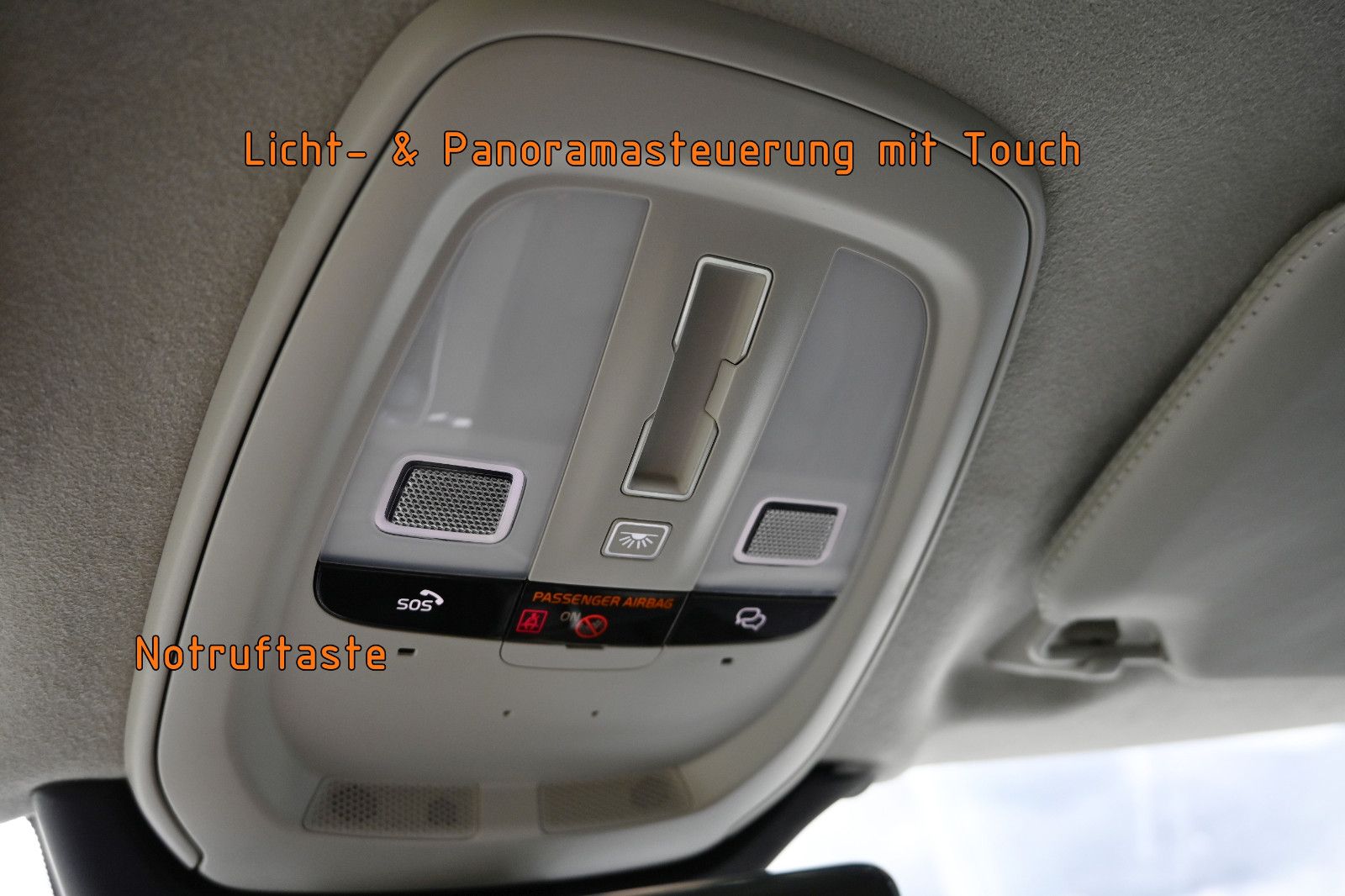 Fahrzeugabbildung Volvo XC90 T8 AWD Re Ultimate Bright °B&W°FOUR-C°VOLL!