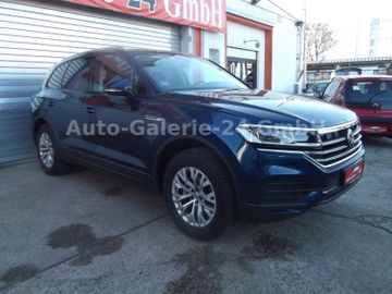 Volkswagen Touareg - 3