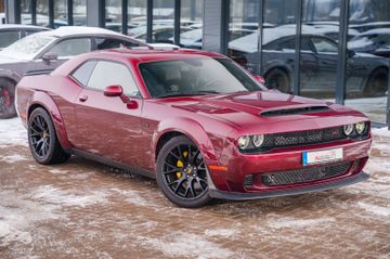 Dodge Challenger - 8