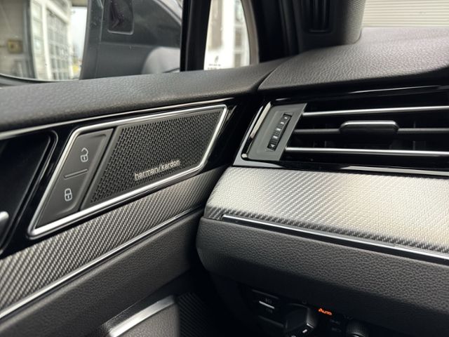 Passat Variant Elegance 2.0 TDI DSG R-LINE NAV P