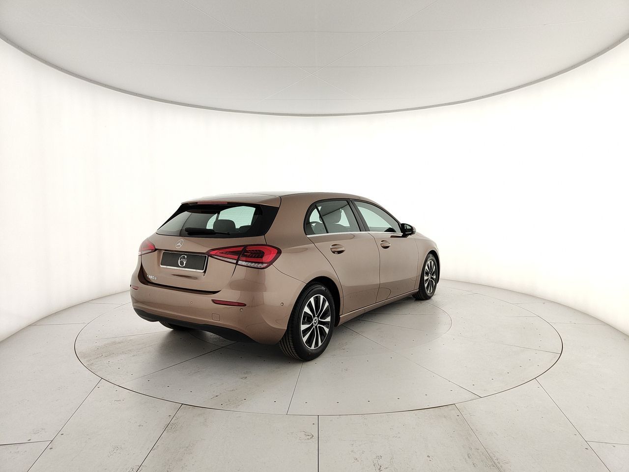 Mercedes-Benz A 180 d Business auto EXTRA imagem 3