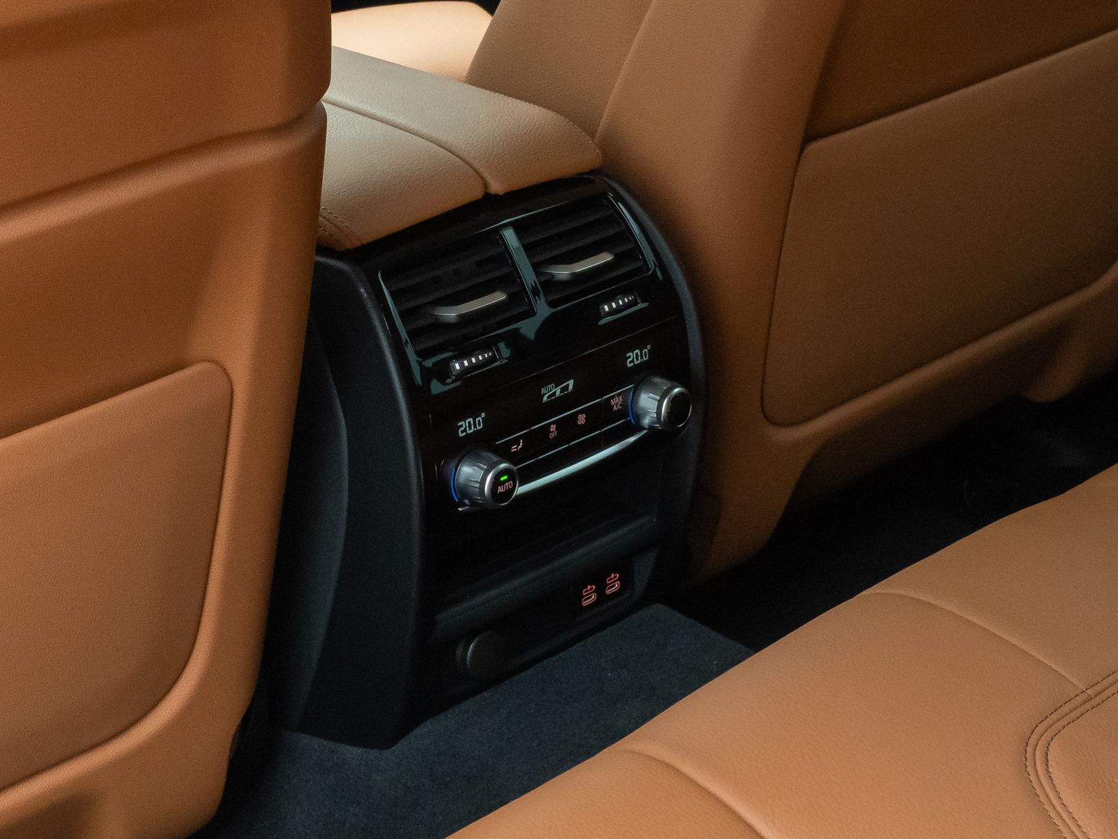 Fahrzeugabbildung BMW 520d xD Luxury Line DAB HUD Kamera Laser Komfort