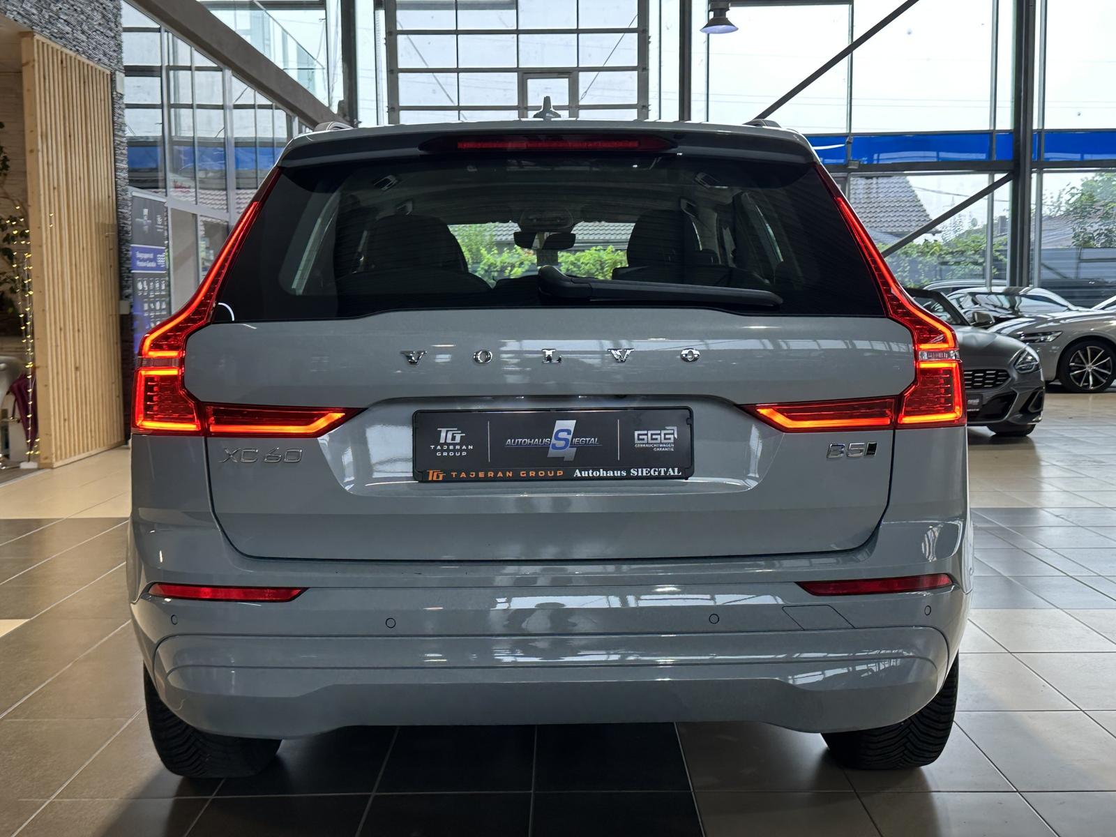 Volvo XC60 Core Leder R.Cam Navi AWD 4xSHZ LED DAB, миниатюра 5
