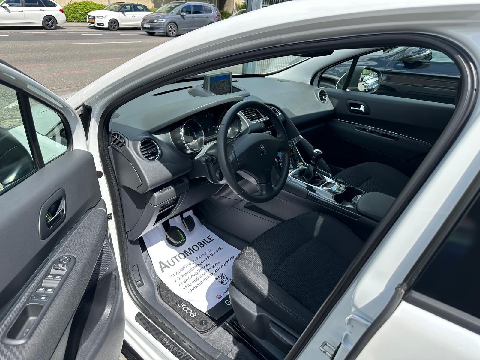 Peugeot 3008 Active*NAVI*PDC*KAM*KLIMAA.*TEMPO*AHK