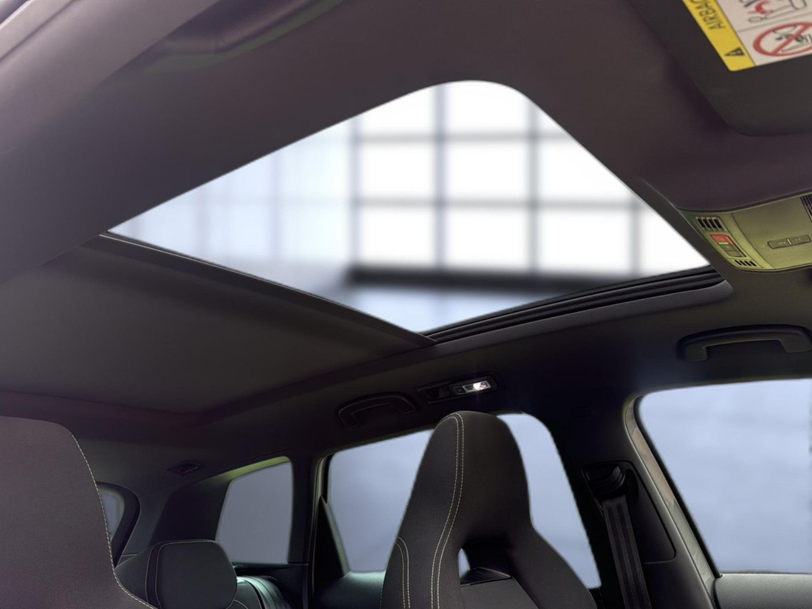 Fahrzeugabbildung SKODA Karoq Sportline 4x4/ unfallfrei
