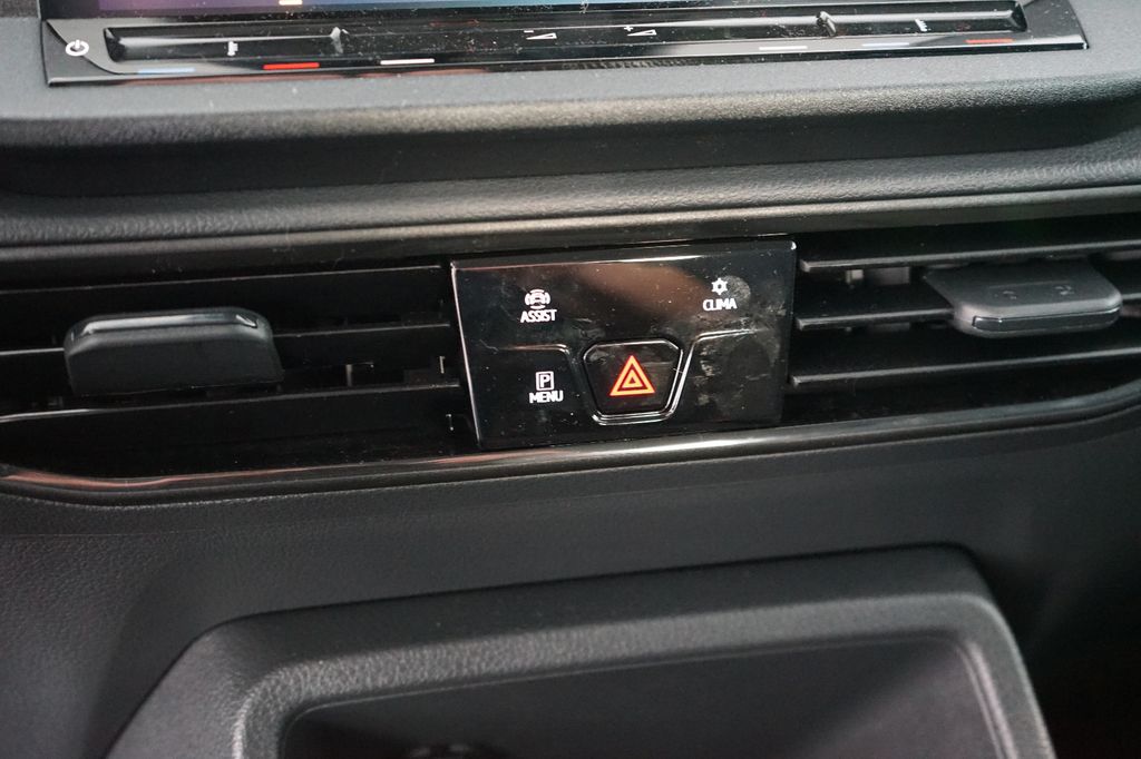 VW Caddy 1.5 TSI DSG | Kamera | Sitzheizung | AHK VW Caddy 1.5 TSI DSG | Kamera | Sitzheizung | AHK