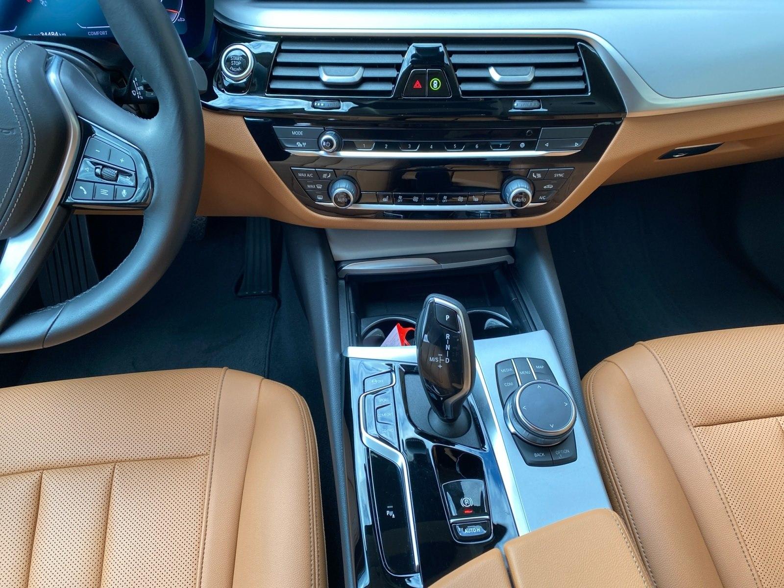 BMW 530i Touring AHK Driv.Assist.Prof PDC Alarm