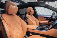 S 580 Maybach 4M 2025 BLACK/BROWN 4D VIP E-BODY