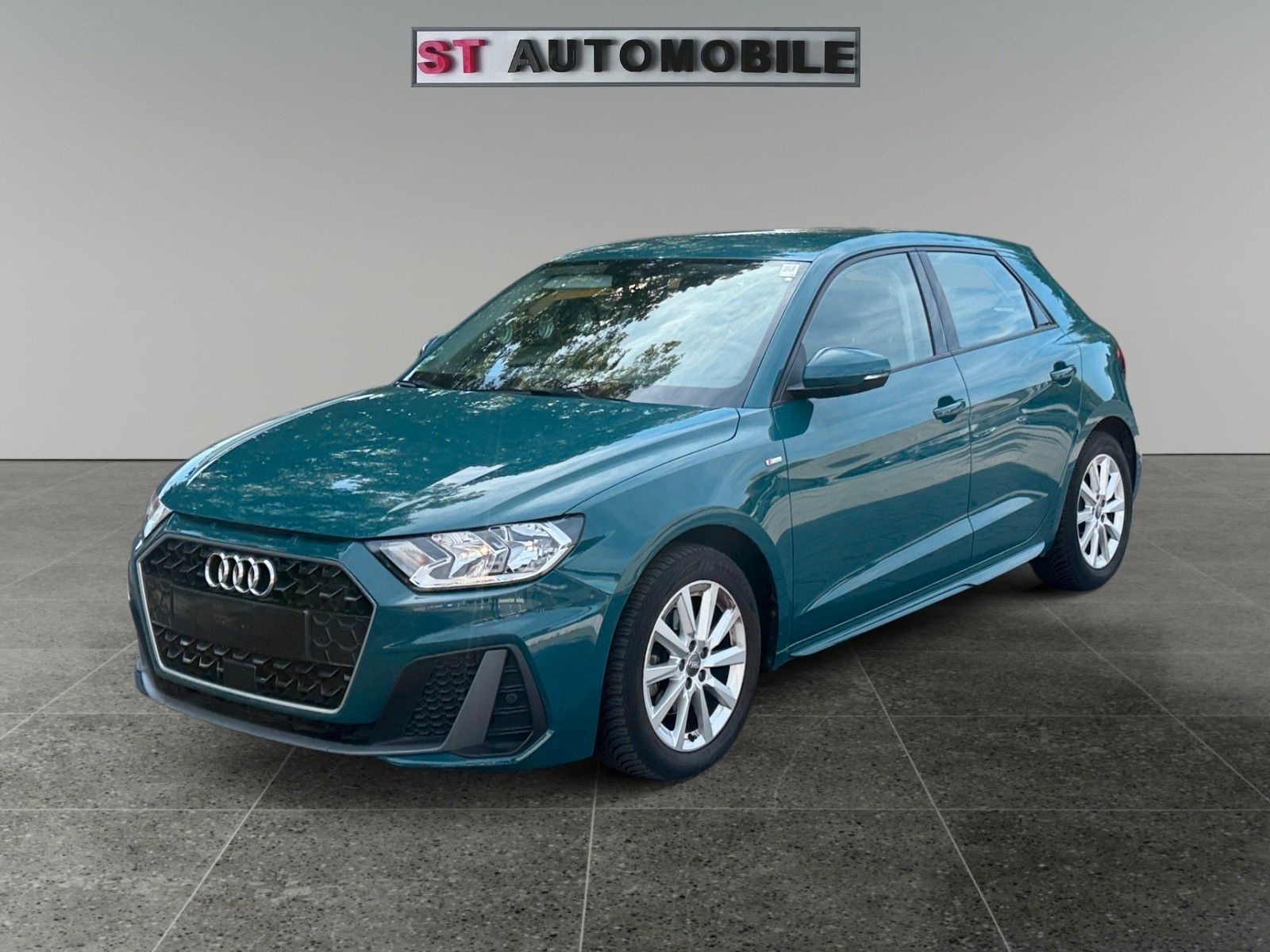 AUDI A1 Sportback 30 TFSI S line-Kamera-Automatik-ACC