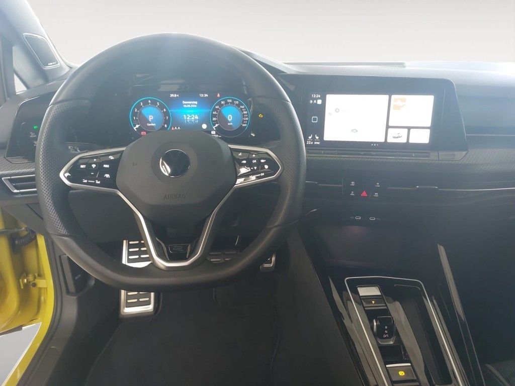 Fahrzeugabbildung Volkswagen Golf Variant 2.0 TSI OPF 4Motion DSG R-Line