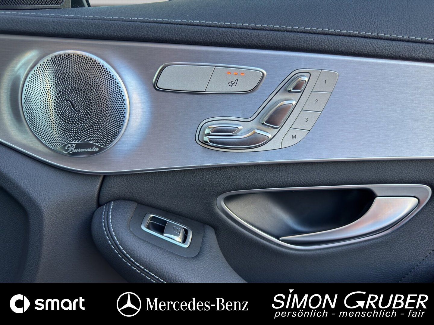 Fahrzeugabbildung Mercedes-Benz C 300 T AMG Line Pano Burm Airmatic Distr. 360