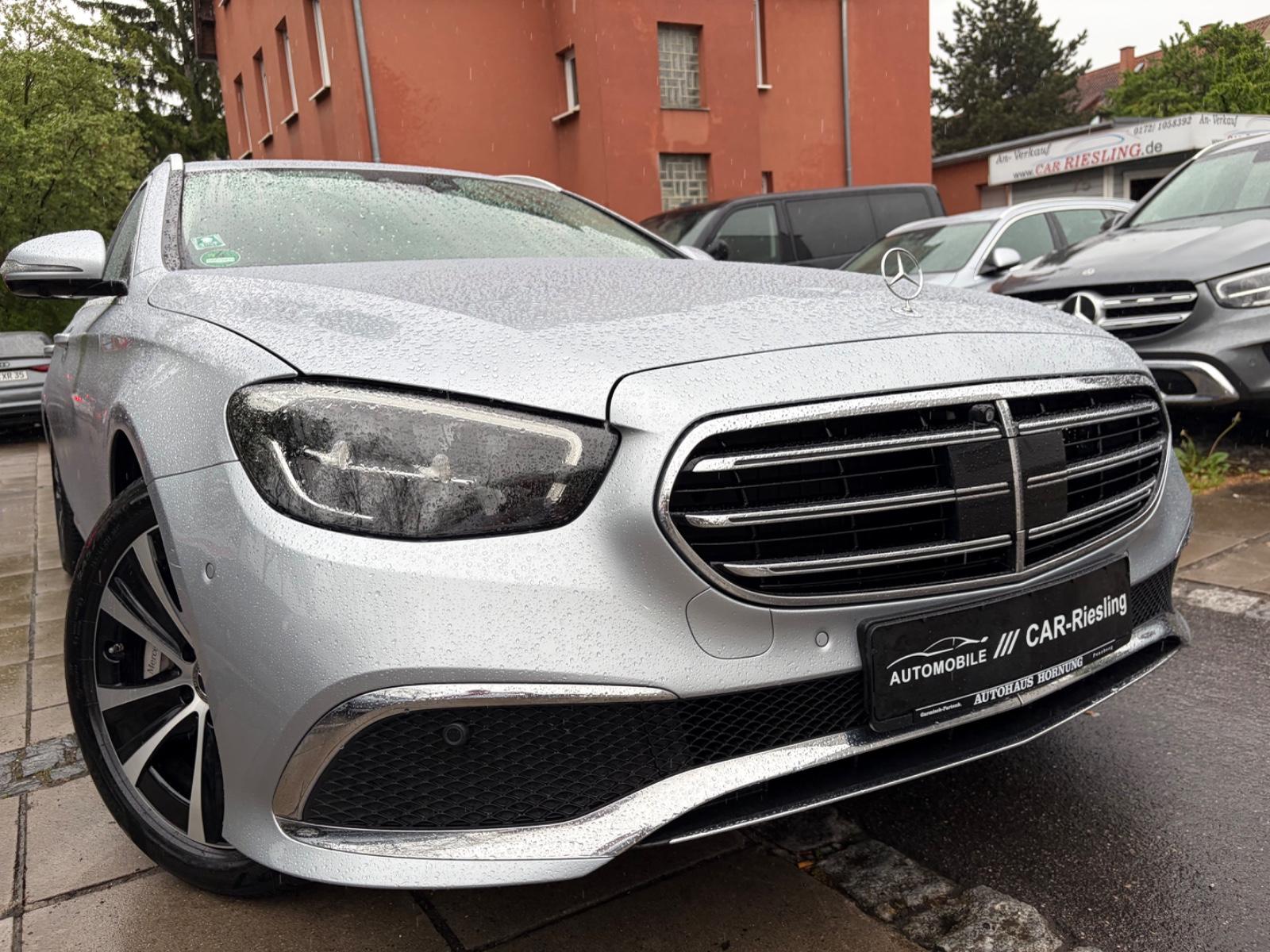 Mercedes-Benz E 300 de Exclusive/Automa/360*/LEDER/ACC/MEMORY