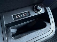 Fahrzeugabbildung Volkswagen T6.1 Multivan 150 PS STANDHZG ASSIST AHK ACC NAV