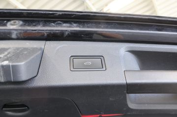 Volkswagen Passat 2.0 TDI Elegance ACC+MATRIX+CARPLAY+AHK