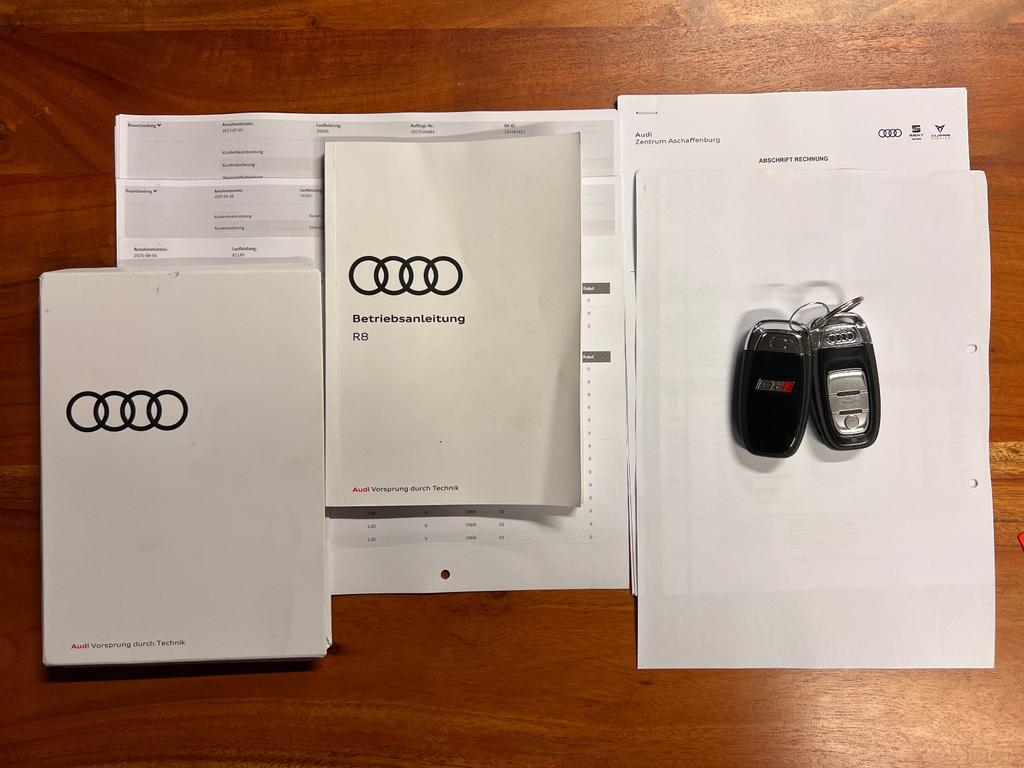 Audi R8