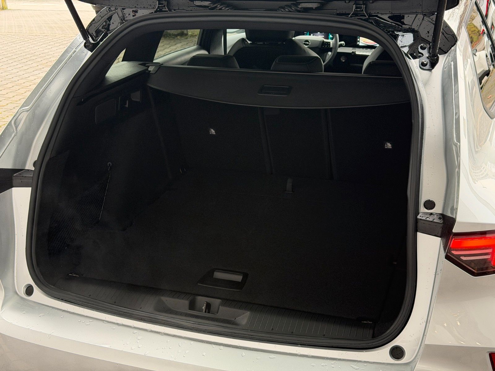 Fahrzeugabbildung Opel Astra L ST GS 145PS Hybrid Kamera/LED!